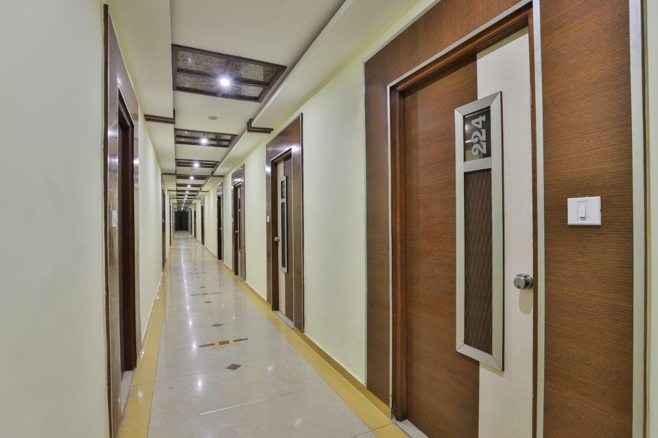 Oyo Flagship 19003 Hotel Rudra Mahal Ahmedabad Exterior photo